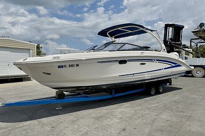 BOATZON | Sea Ray 270 SUNDECK OUTBOARD 2016