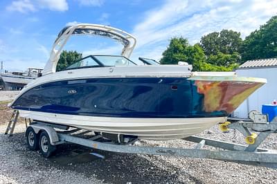 BOATZON | Sea Ray 270 Sundeck SDX 2019 BOATZON | Sea Ray 270 Sundeck SDX 2019