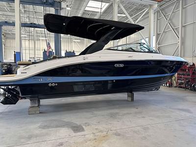 BOATZON | Sea Ray 280SLX 2025