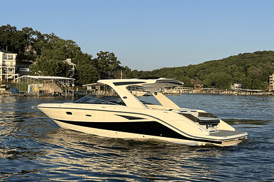 BOATZON | Sea Ray 310 SLX 2018
