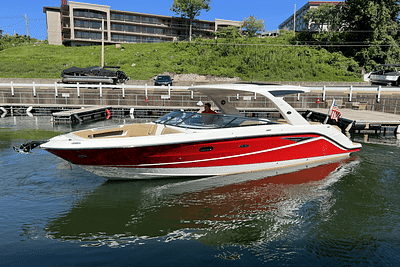 BOATZON | Sea Ray 310 SLX 2023