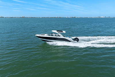 BOATZON | Sea Ray 310 SLX OUTBOARD 2019