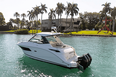 BOATZON | Sea Ray 320 DAOB 2021