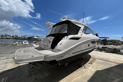 BOATZON | Sea Ray 350 COUPE 2018