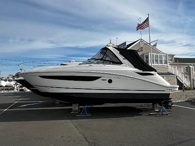 BOATZON | Sea Ray 350 Sundancer