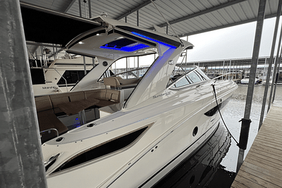 BOATZON | Sea Ray 350 SUNDANCER 2016