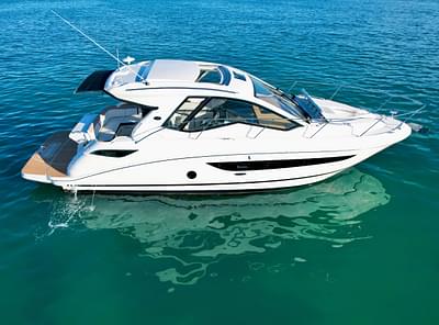 BOATZON | Sea Ray 350 Sundancer Coupe 2018