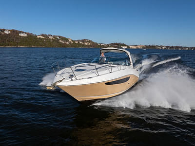 BOATZON | Sea Ray 370 Sundancer 2014