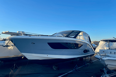 BOATZON | Sea Ray 370 SUNDANCER 2021