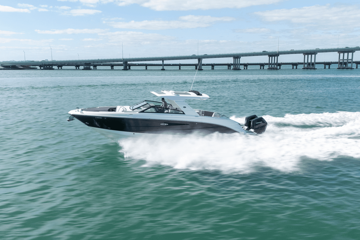 2023 Sea Ray 400 SLX OB - Sold Boat