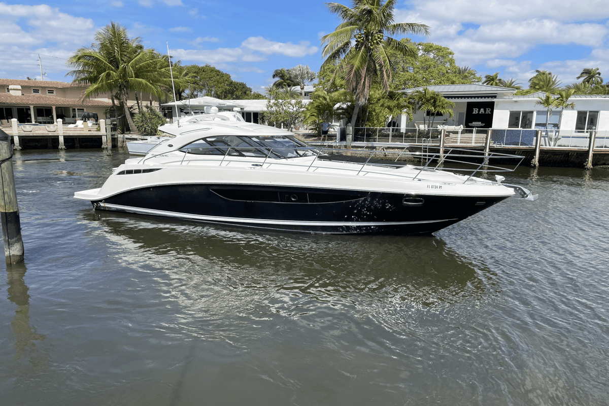 2012 Sea Ray 410SUNDANCER - Sold Boat