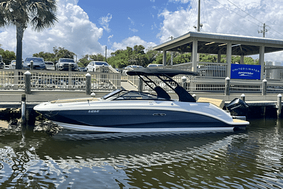 BOATZON | Sea Ray SDX 250 Outboard 2019