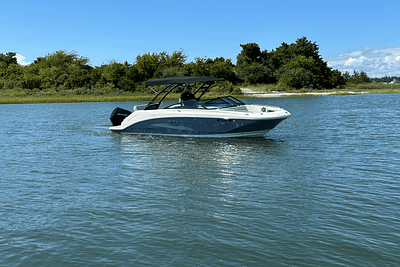 BOATZON | Sea Ray SDX 250 Outboard 2023