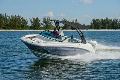 BOATZON | Sea Ray SDX 250 Outboard 2024