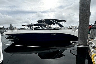 BOATZON | Sea Ray SDX 250 Outboard 2025