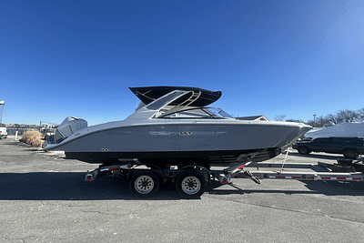 BOATZON | Sea Ray SDX 270 Outboard 2025