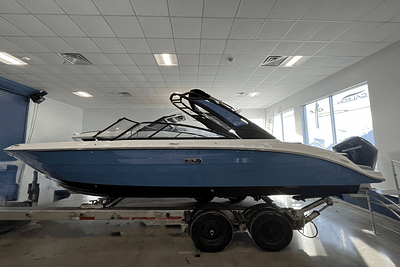 BOATZON | Sea Ray SDX 270 Outboard 2025