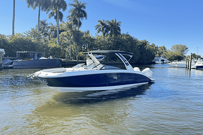 BOATZON | Sea Ray SDX 290 Outboard 2025