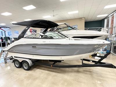 BOATZON | Sea Ray SLX 260 2023