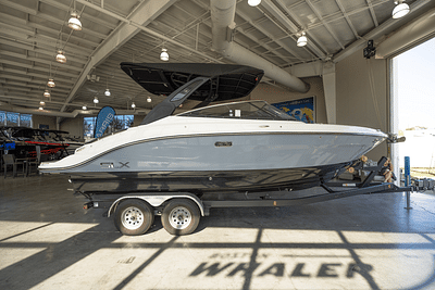 BOATZON | Sea Ray SLX 260 2024