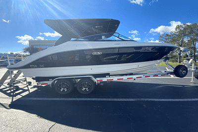 BOATZON | Sea Ray SLX 260 2024