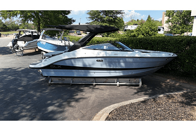 BOATZON | Sea Ray SLX 260 2025