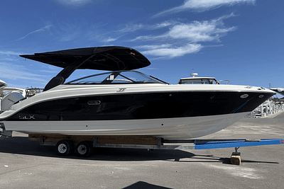 BOATZON | Sea Ray SLX 260 2025