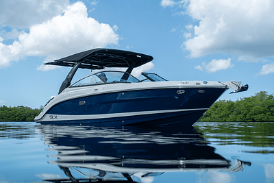 BOATZON | Sea Ray SLX 260 Outboard 2025