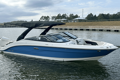 BOATZON | Sea Ray SLX 260 Outboard 2025