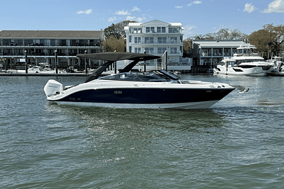 BOATZON | Sea Ray SLX 260 Outboard 2025