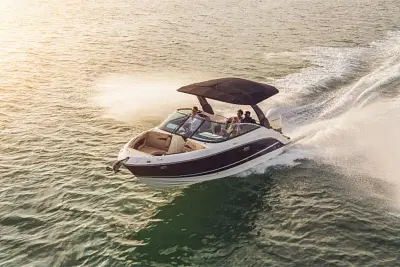 BOATZON | Sea Ray SLX 260 Outboard 2025