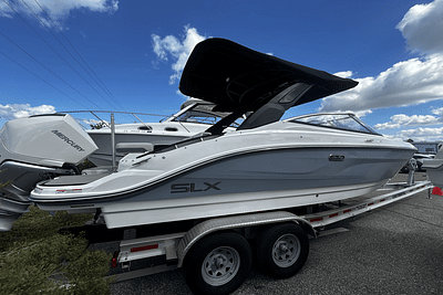 BOATZON | Sea Ray SLX 260 Outboard 2025