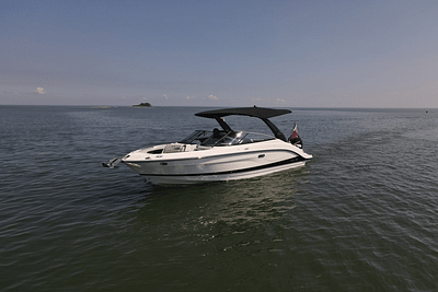BOATZON | Sea Ray SLX 260 Outboard 2025