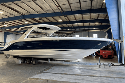 BOATZON | Sea Ray SLX 310 Outboard 2025