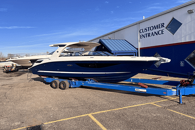 BOATZON | Sea Ray SLX 350 2025