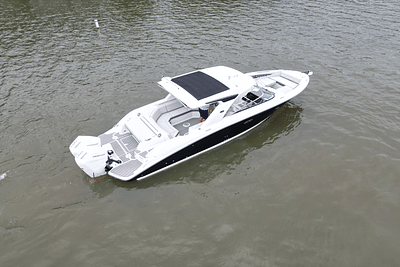 BOATZON | Sea Ray SLX 350 Outboard 2025
