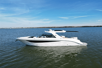 BOATZON | Sea Ray SLX 400 2025