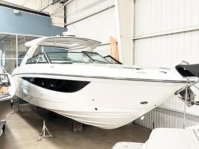 BOATZON | Sea Ray SLX 400 2025