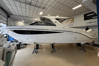 BOATZON | Sea Ray SLX 400 Outboard 2025