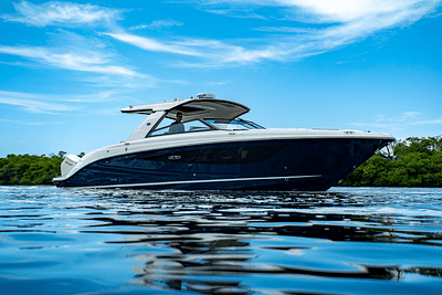 BOATZON | Sea Ray SLX 400 Outboard 2025