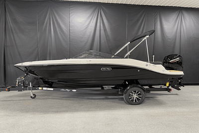 BOATZON | Sea Ray SPX 190 Outboard 2025