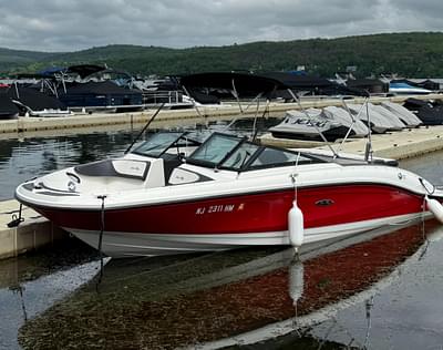 BOATZON | 2018 Sea Ray SPX 210