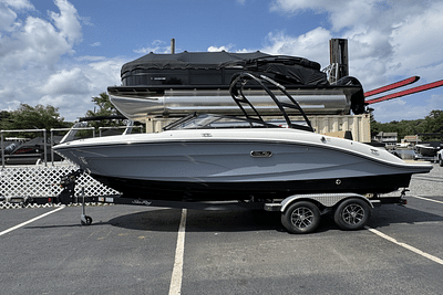 BOATZON | Sea Ray SPX 210 2025