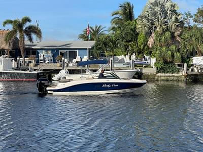 BOATZON | 2020 Sea Ray SPX 210 OB