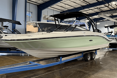 BOATZON | Sea Ray SPX 210 Outboard 2023