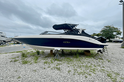 BOATZON | Sea Ray SPX 230 Outboard 2024