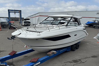 BOATZON | Sea Ray Sundancer 320 2025