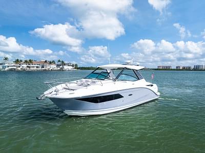 BOATZON | Sea Ray Sundancer 320 Outboard 2022 BOATZON | Sea Ray Sundancer 320 Outboard 2022