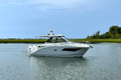 BOATZON | Sea Ray Sundancer 320 Outboard 2025