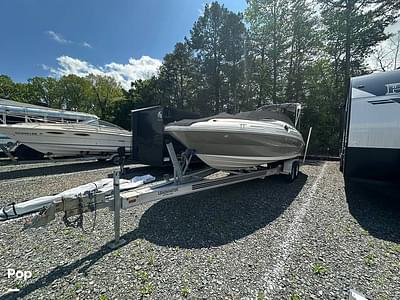 BOATZON | Sea Ray Sundeck 240